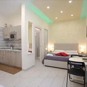 Room25mq Picasso , Cercola Italia